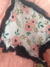 Load image into Gallery viewer, Boho, FloralRag Quilt AND Pillow Gift Set, 34"x34" Ragged Quilt in Peach/Coral Poppy, Satin Green and Black Minky, Matching 3D Floral Pillow