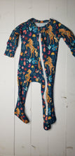 Load image into Gallery viewer, Zippered long sleeve European Folk Art one piece pajamas
